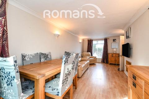 3 bedroom house to rent, Scott Terrace, Bracknell, RG12