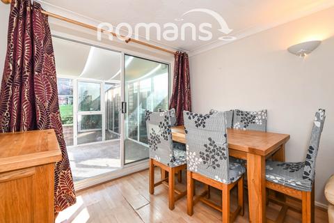 3 bedroom house to rent, Scott Terrace, Bracknell, RG12