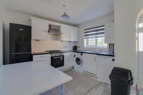 2 bedroom end of terrace house for sale, Thorpe Drive, Waterthorpe, Sheffield, S20