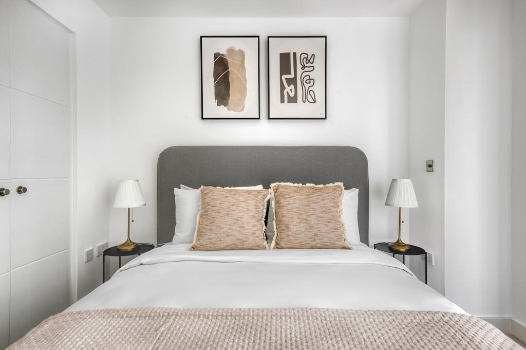 Apartment in London - More