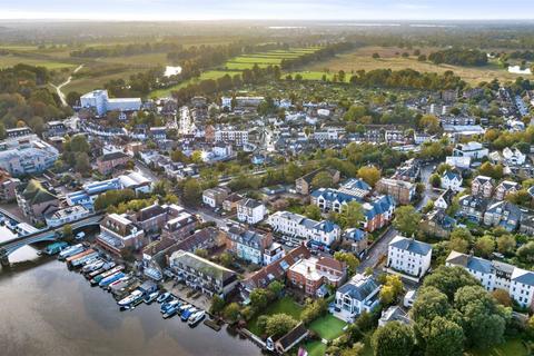 1 bedroom apartment for sale, Caroline House, Hampton Wick