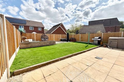 4 bedroom detached house for sale, Reed Drive, Stafford, ST16