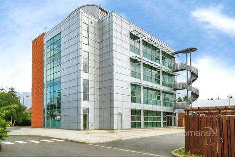 undefined, Farnham Road, Slough, Berkshire, SL1