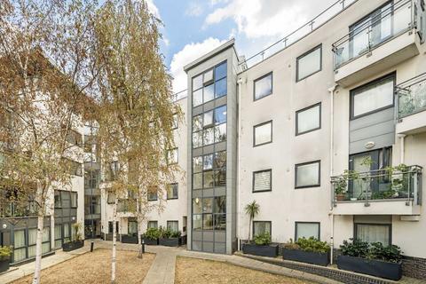 1 bedroom flat for sale, Mitcham Road, London SW17