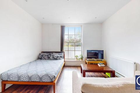 1 bedroom apartment to rent, Sovereign Court, Bounds Green Road, London, N11