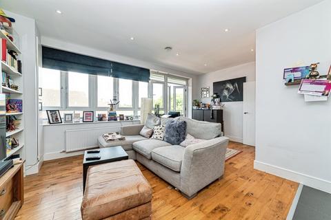 1 bedroom flat for sale, Lime Tree Way, Chineham, Basingstoke