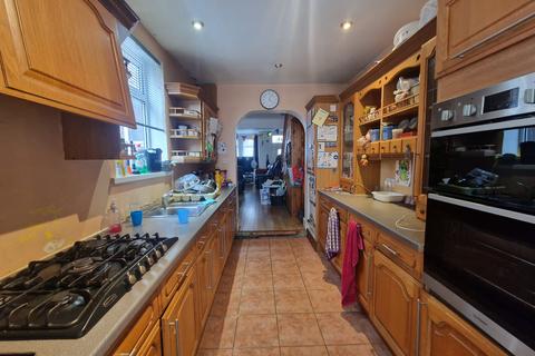 2 bedroom terraced house for sale, Belmont Road, Harrow