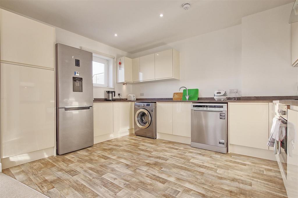 Apartment in Cambridge - View 2