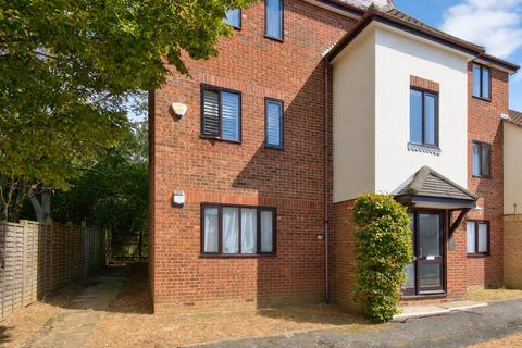 1 bedroom apartment for sale, Robinia Close, Basildon SS15