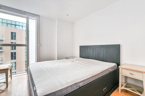 1 bedroom flat to rent, Woodberry Grove, Manor House, London, N4