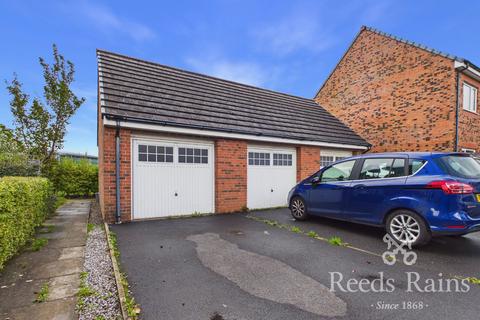 4 bedroom semi-detached house for sale, Crompton Walk, Chorley PR7