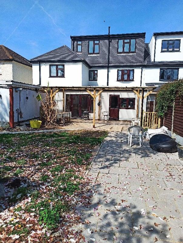 House in Ilford - More