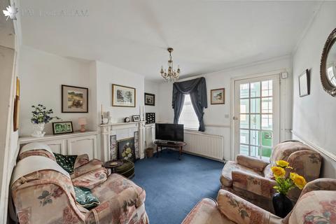 2 bedroom semi-detached house for sale, Sandy Lane North, Wallington