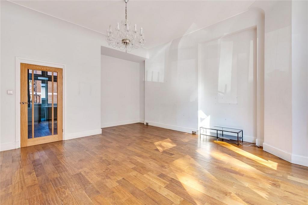 Apartment in London - View 3