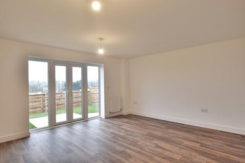 4 bedroom semi-detached house for sale, Seversend Drive, Saffron Walden