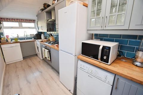 3 bedroom terraced house for sale, Marlborough Road, Bradford BD18