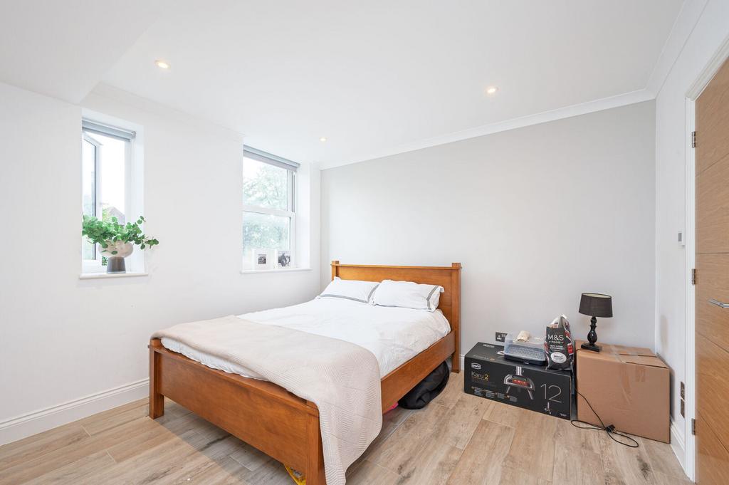 Apartment in London - More