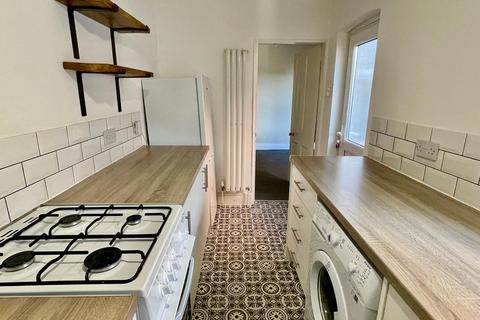 2 bedroom terraced house to rent, Salisbury Avenue, Melton Mowbray