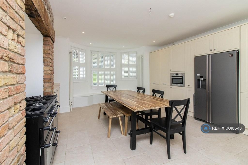 Apartment in London - View 4