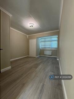 2 bedroom flat to rent, Marlborough House, London, N4
