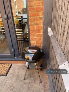 1 bedroom maisonette to rent, Farmers View, Slip End, LU1