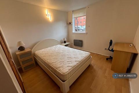 undefined, New City Road, Glasgow, G4