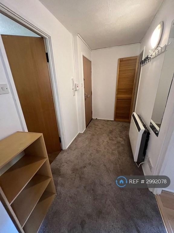 Apartment in Glasgow - View 5