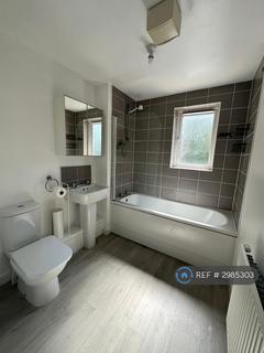 2 bedroom flat to rent, Wicket Drive, Birmingham, B16