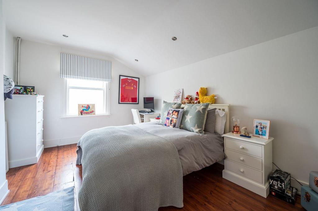 Apartment in London - View 2