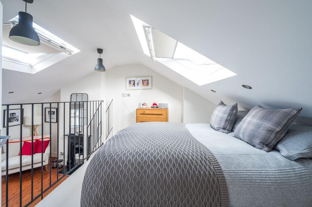 Apartment in London - View 5