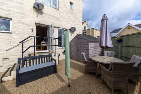 1 bedroom apartment for sale, Grandes Maisons Road, St. Sampson, Guernsey