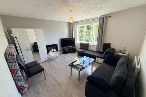 1 bedroom flat to rent, Halleys Way, Houghton Regis, Dunstable, Bedfordshire, LU5 5HY