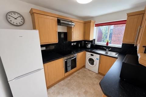 1 bedroom flat to rent, Halleys Way, Houghton Regis, Dunstable, Bedfordshire, LU5 5HY