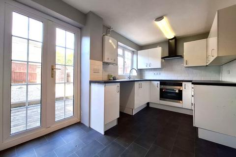 2 bedroom end of terrace house for sale, Westminster Road, Swindon SN5