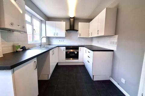 2 bedroom end of terrace house for sale, Westminster Road, Swindon SN5