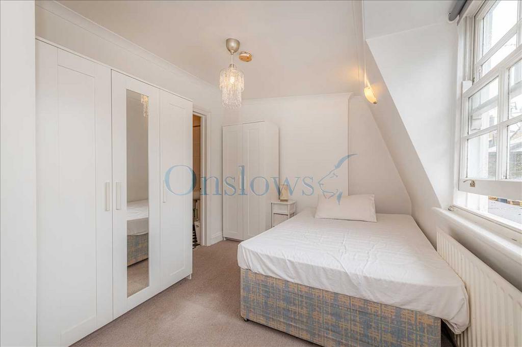 Apartment in London - More