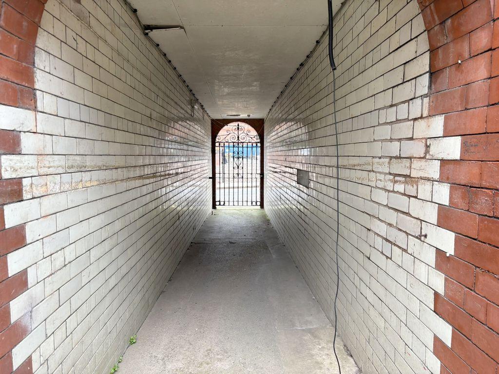 Photo 29