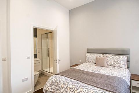 1 bedroom apartment to rent, Apt 35, Park Square Residence, 21 Park Square South LS1