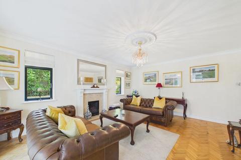 3 bedroom chalet for sale, Tadorne Road, Tadworth