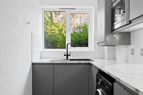 1 bedroom apartment for sale, Collingwood Place, Walton-On-Thames