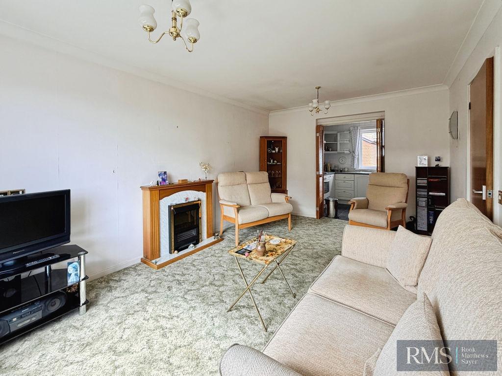 Apartment in Newcastle Upon Tyne - View 5