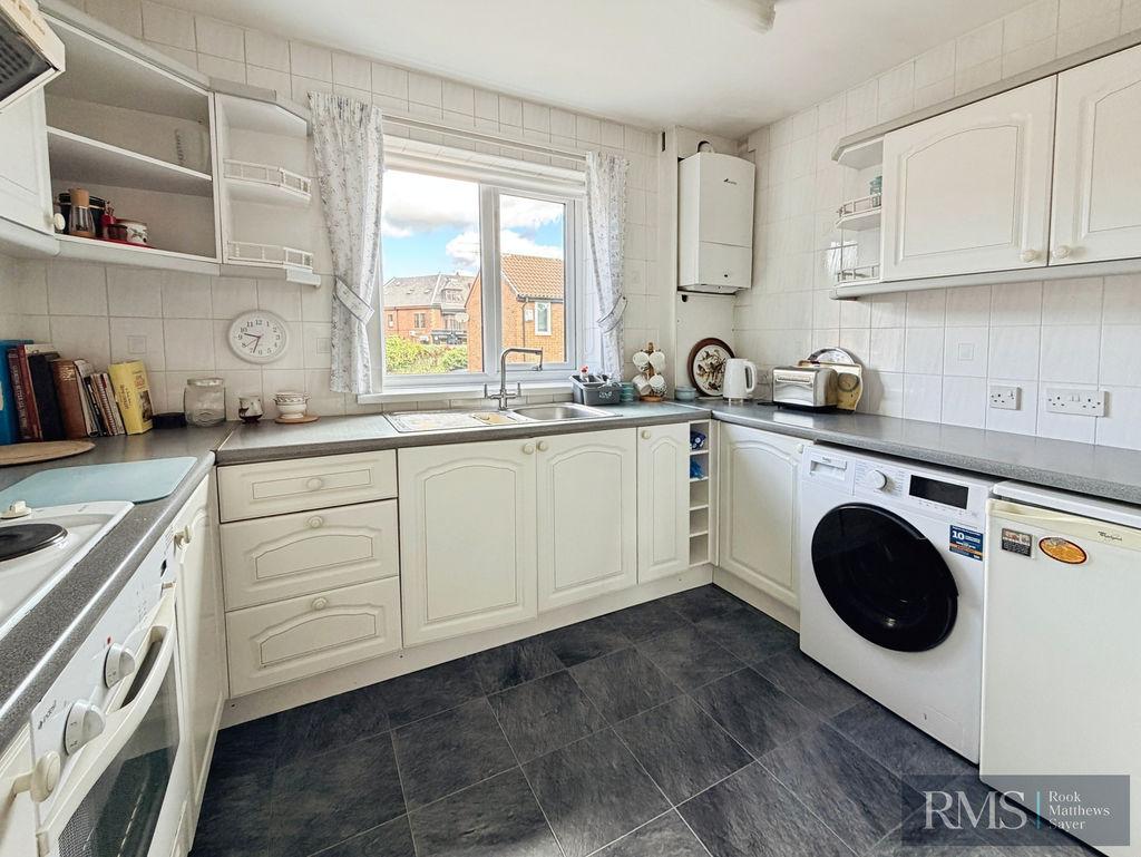 Apartment in Newcastle Upon Tyne - More