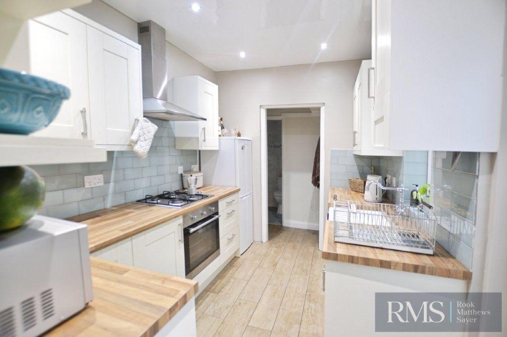 Apartment in Newcastle Upon Tyne - View 3