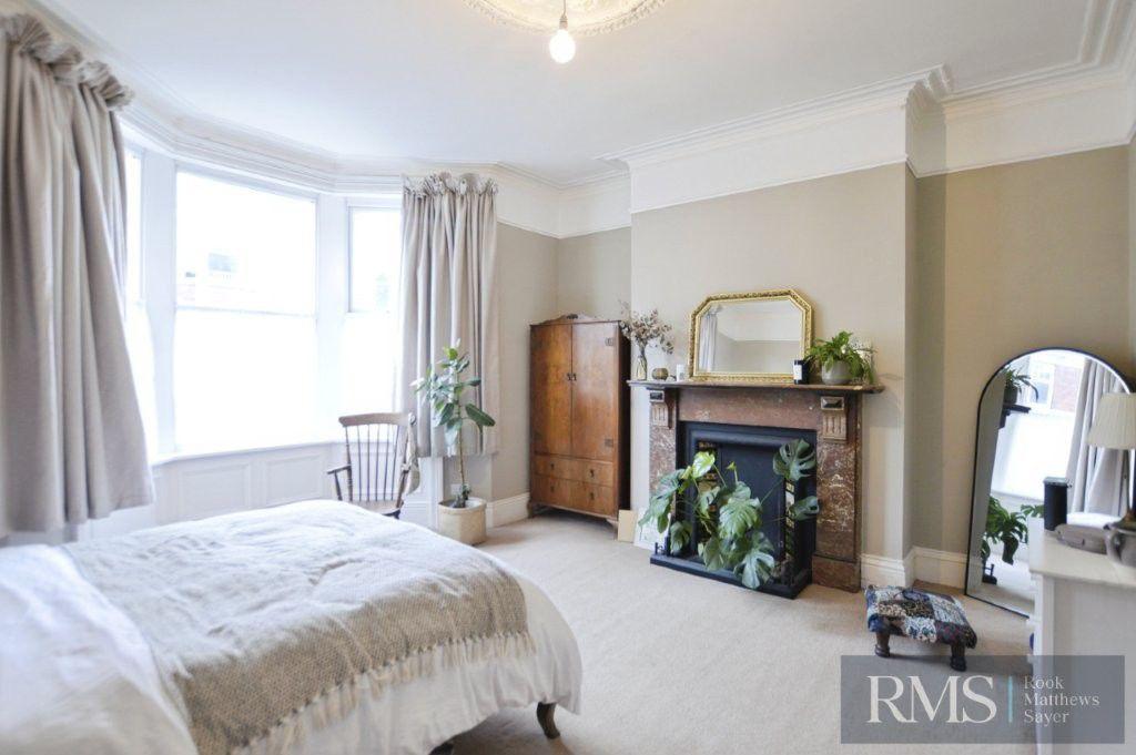 Apartment in Newcastle Upon Tyne - View 5