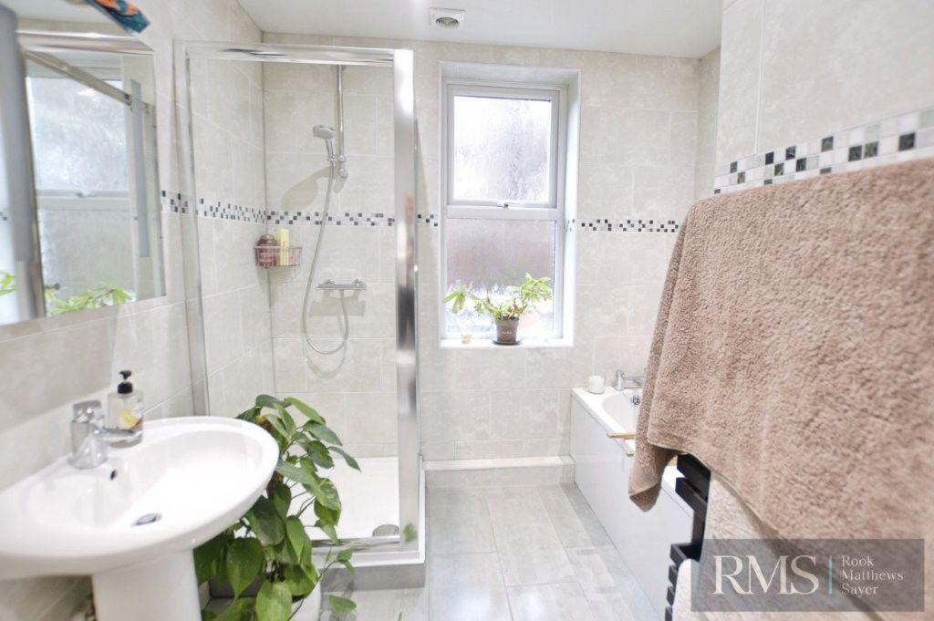 Apartment in Newcastle Upon Tyne - More