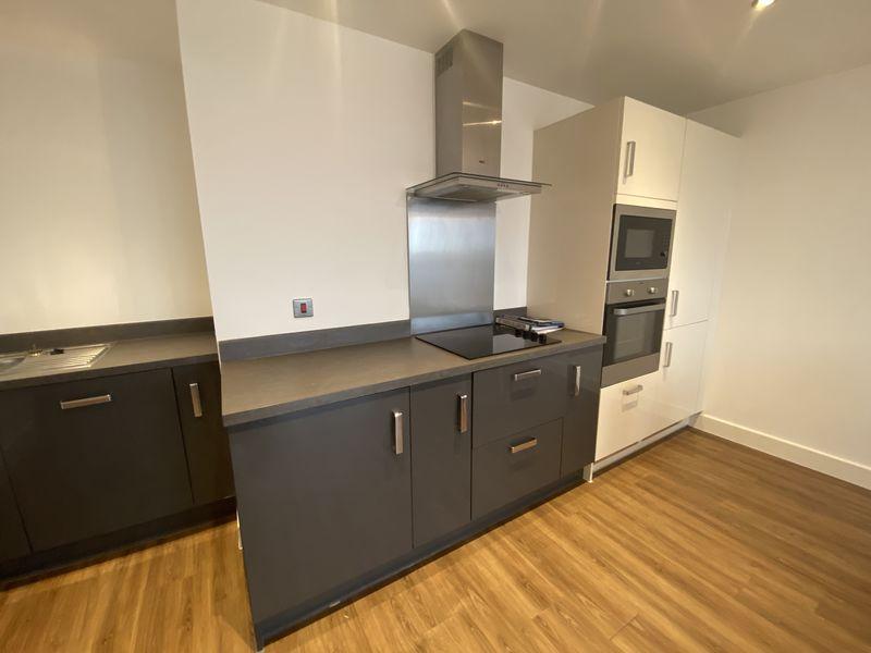 Apartment in London - View 2
