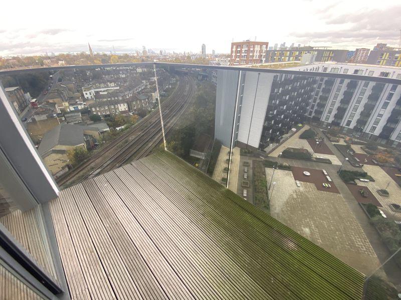 Apartment in London - View 4