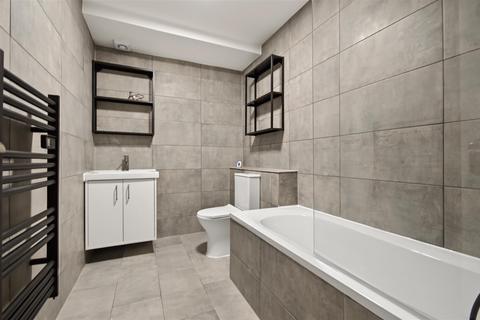 2 bedroom apartment to rent, Salisbury Street, Semilong, NN2