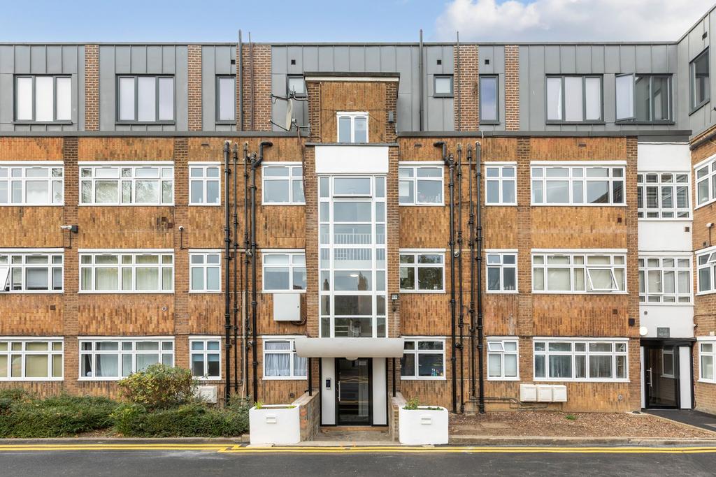 Apartment in London - View 2