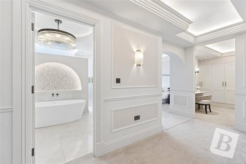 5 bedroom detached house for sale, Park Avenue, Hutton, Brentwood, Essex, CM13